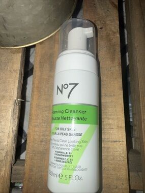 No. 7 Foaming Cleanser for Oily Skin — 5 fl oz